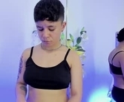 juli_jackson is a 18 year old female webcam sex model.