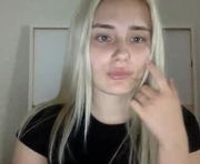 musescorner is a  year old female webcam sex model.