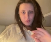 jasmineee77 is a  year old female webcam sex model.