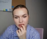 veluraa is a  year old female webcam sex model.