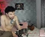 maxxxie_cooper is a  year old couple webcam sex model.