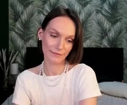 dominika_foxy is a  year old female webcam sex model.
