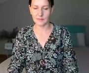 ripe_cherries is a 32 year old female webcam sex model.