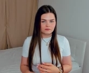 arlettebrindza is a  year old female webcam sex model.