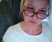 cuminpoland is a  year old couple webcam sex model.
