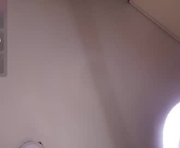 zami_escobar_of is a 26 year old female webcam sex model.