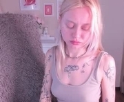 malenaernman is a 24 year old female webcam sex model.