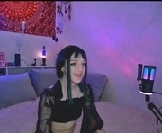 whoalexxa is a 18 year old shemale webcam sex model.