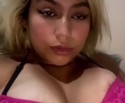 sweethotsin_sexy69 is a 20 year old female webcam sex model.