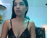 meganfox_dl is a 21 year old female webcam sex model.