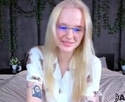 healing_girl is a 19 year old female webcam sex model.