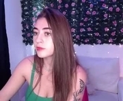 _tiara_sweet is a 19 year old female webcam sex model.