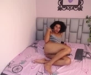 alexiaross9 is a  year old shemale webcam sex model.