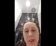 bonne_chance is a  year old female webcam sex model.