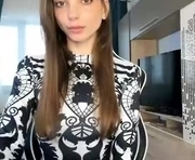 daisysland is a 30 year old female webcam sex model.