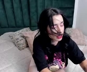 jadekey_ is a  year old female webcam sex model.