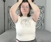 alice_smile_for_me is a 21 year old female webcam sex model.
