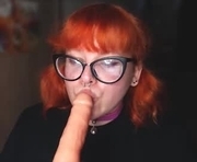 monaoff is a 25 year old female webcam sex model.