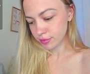 damn_cutie2 is a 22 year old female webcam sex model.