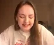 willatrisch is a 18 year old female webcam sex model.