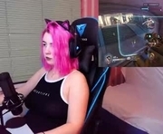 toriayun0 is a 18 year old female webcam sex model.