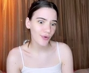 cute_bubbles is a 23 year old female webcam sex model.