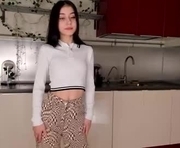 susanhuynh is a  year old female webcam sex model.