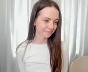 so__sweet is a 18 year old female webcam sex model.