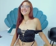 sussy_parkerr is a 21 year old female webcam sex model.