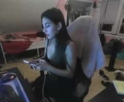 a_living_pers0n is a 19 year old female webcam sex model.