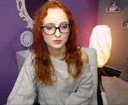 roxiflames is a  year old female webcam sex model.
