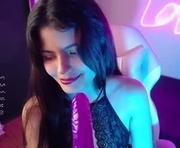 yeral_osorio is a 19 year old female webcam sex model.