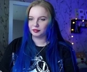 moon_valkyriie is a 19 year old female webcam sex model.