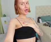 chloe_mmm is a 23 year old female webcam sex model.