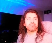 icy_ivy is a  year old male webcam sex model.