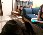 endlezzsquirtzz is a  year old couple webcam sex model.