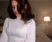 loisborer is a 18 year old female webcam sex model.