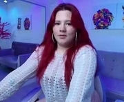 ari_lens is a 21 year old female webcam sex model.