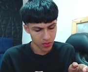markus_king1 is a  year old male webcam sex model.