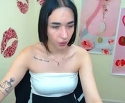 velvet6rose is a 19 year old female webcam sex model.
