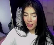 melanny_b_ is a  year old female webcam sex model.
