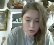 elsierain469 is a 24 year old female webcam sex model.