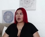 yara_flame is a 18 year old female webcam sex model.