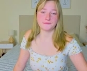 ailissa__fox is a 20 year old female webcam sex model.