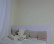 sweet_pookiie is a 21 year old female webcam sex model.