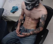 fc91 is a 27 year old male webcam sex model.