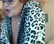 brendaxxx1 is a 50 year old female webcam sex model.