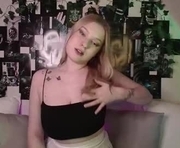 emiliaduchess is a 18 year old female webcam sex model.