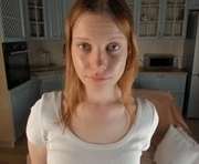 edinaberkes is a 18 year old female webcam sex model.