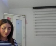 sophia_rhoades_ is a 21 year old female webcam sex model.